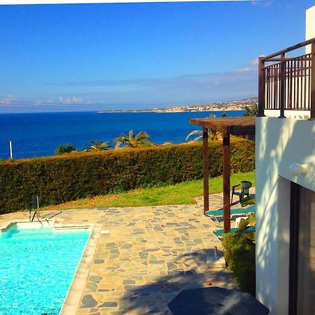 Aura Holiday Villas Paphos Exteriör bild