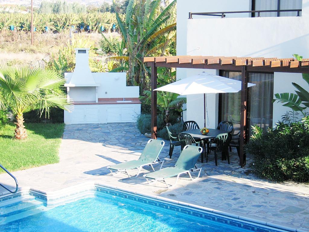 Aura Holiday Villas Paphos Exteriör bild