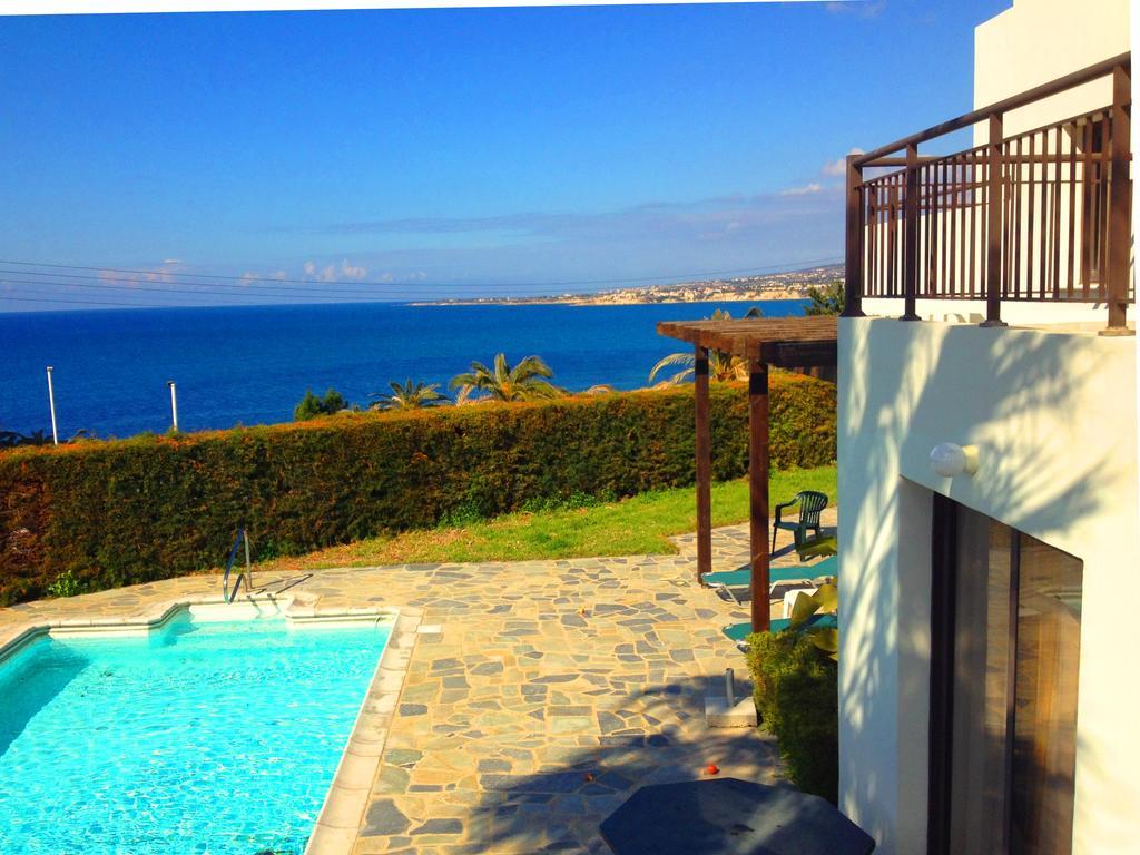 Aura Holiday Villas Paphos Exteriör bild