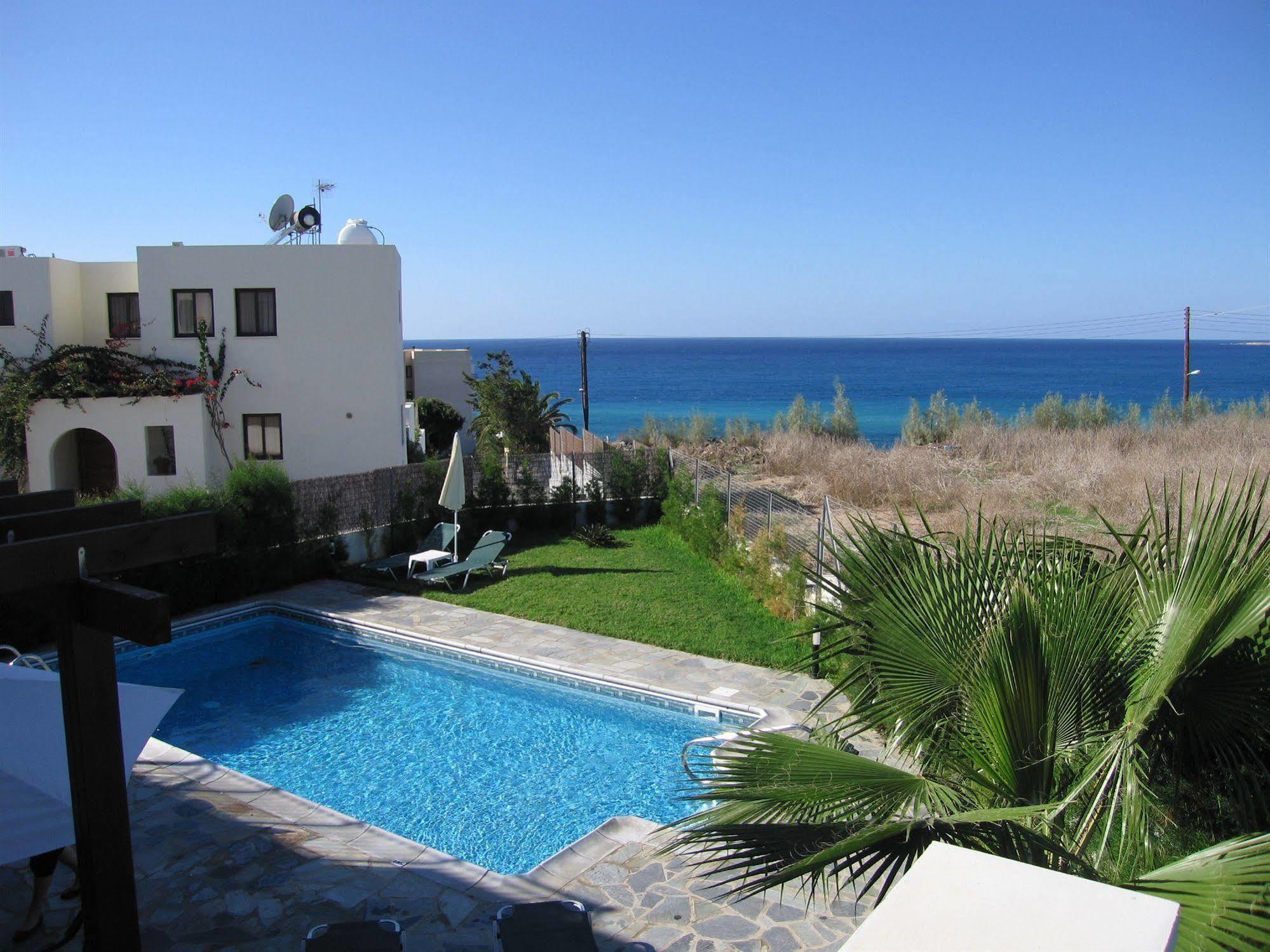 Aura Holiday Villas Paphos Exteriör bild